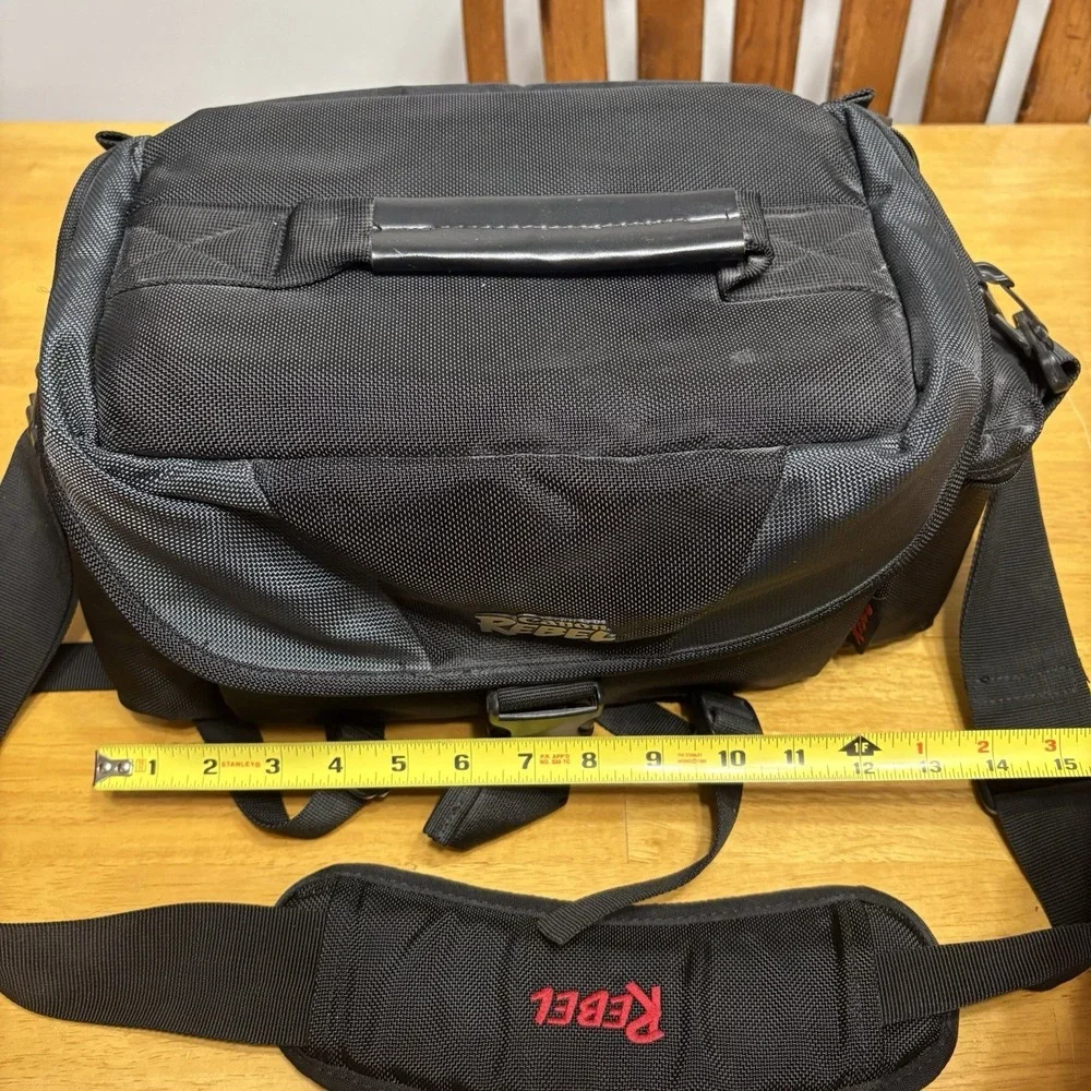 Canon Rebel Camera Gadget Bag DSLR Soft Case with Dividers Black Shoulder Strap